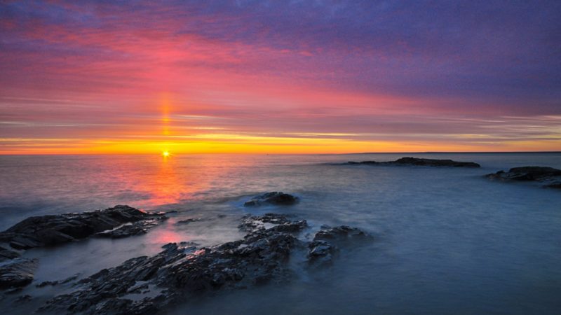 Sunrise over Lake Superior near Black Rocks