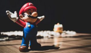 Super Mario figurine