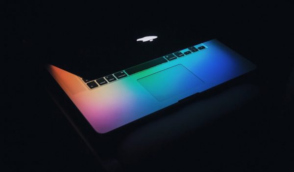 Glow of Macbook screen in dark room