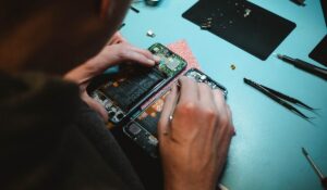 Repairing a smart phone